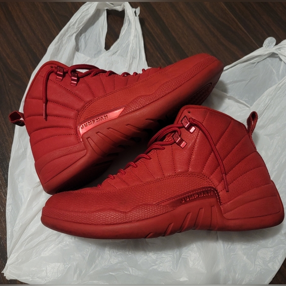 ❌️SOLD JORDAN 12 RETRO in GYM RED - Picture 1 of 6